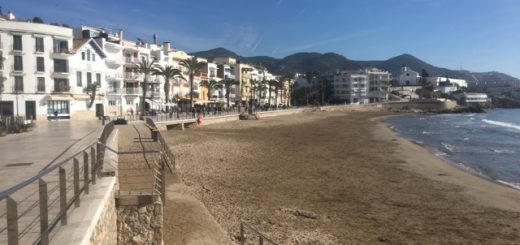 San Sebastian beach on a gloriously sunny morning