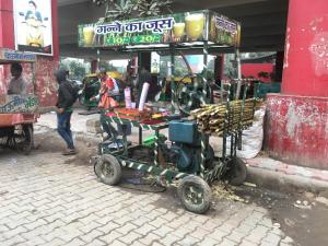 IFFCO Chowk station